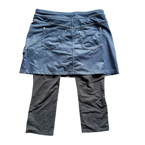 Athleta Skirt/pants with Black Leggings - Picture 3 of 5